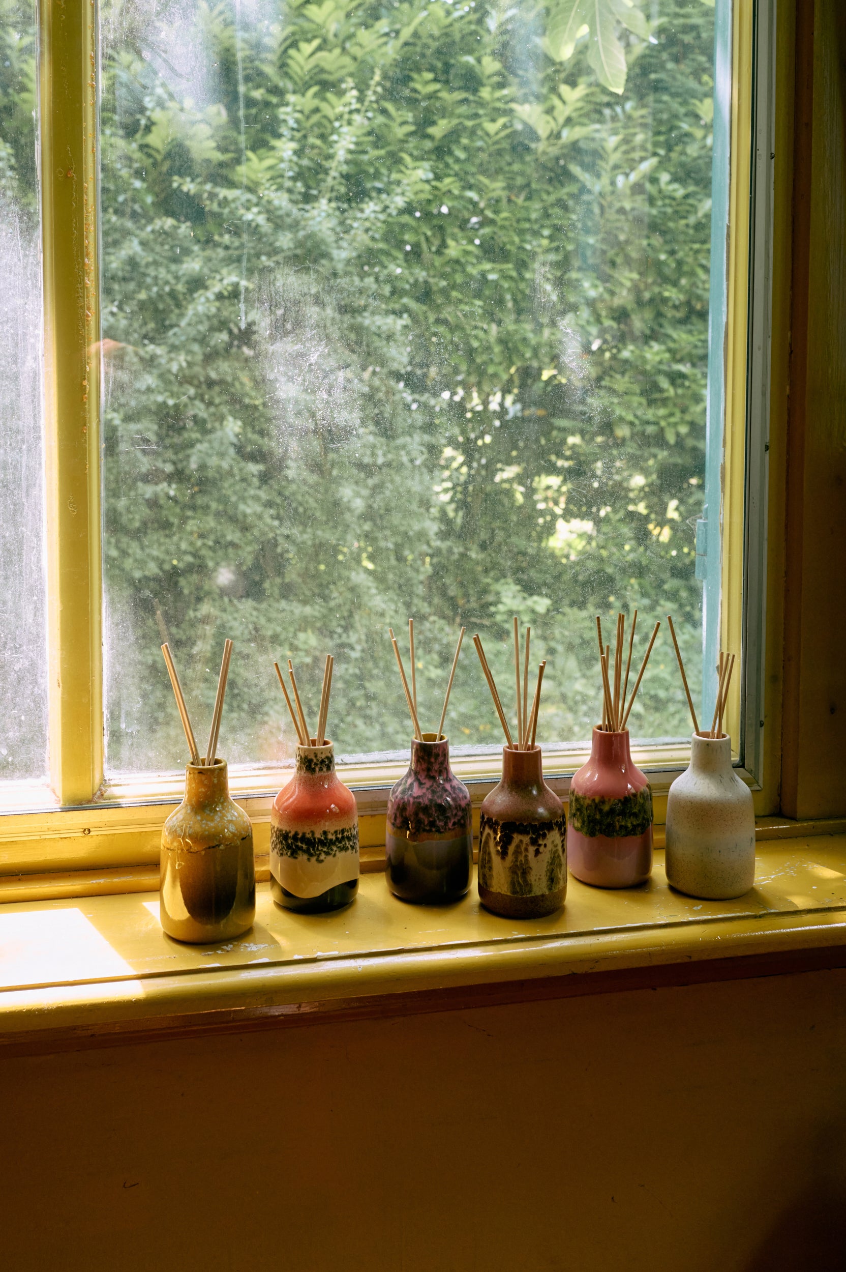 70s ceramics: fragrance sticks, Valencia