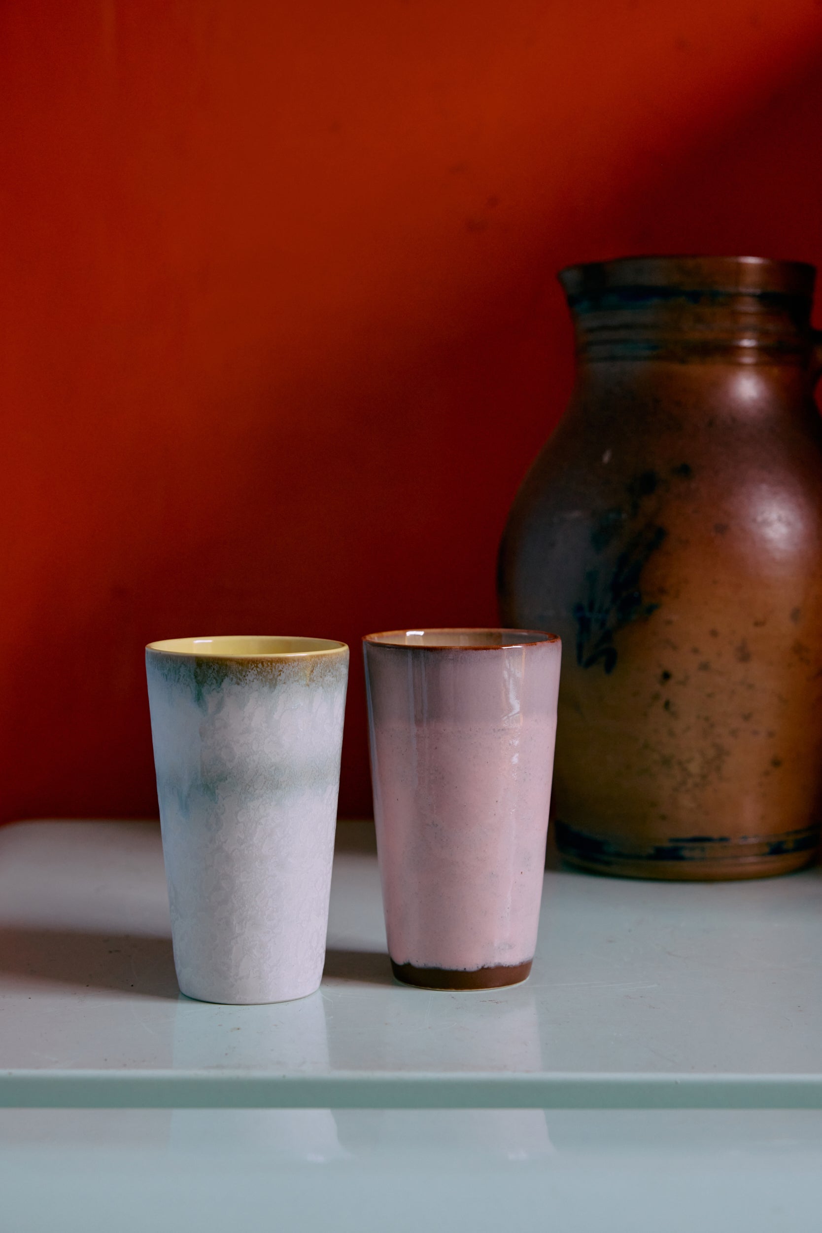 70s ceramics: latte mug petal