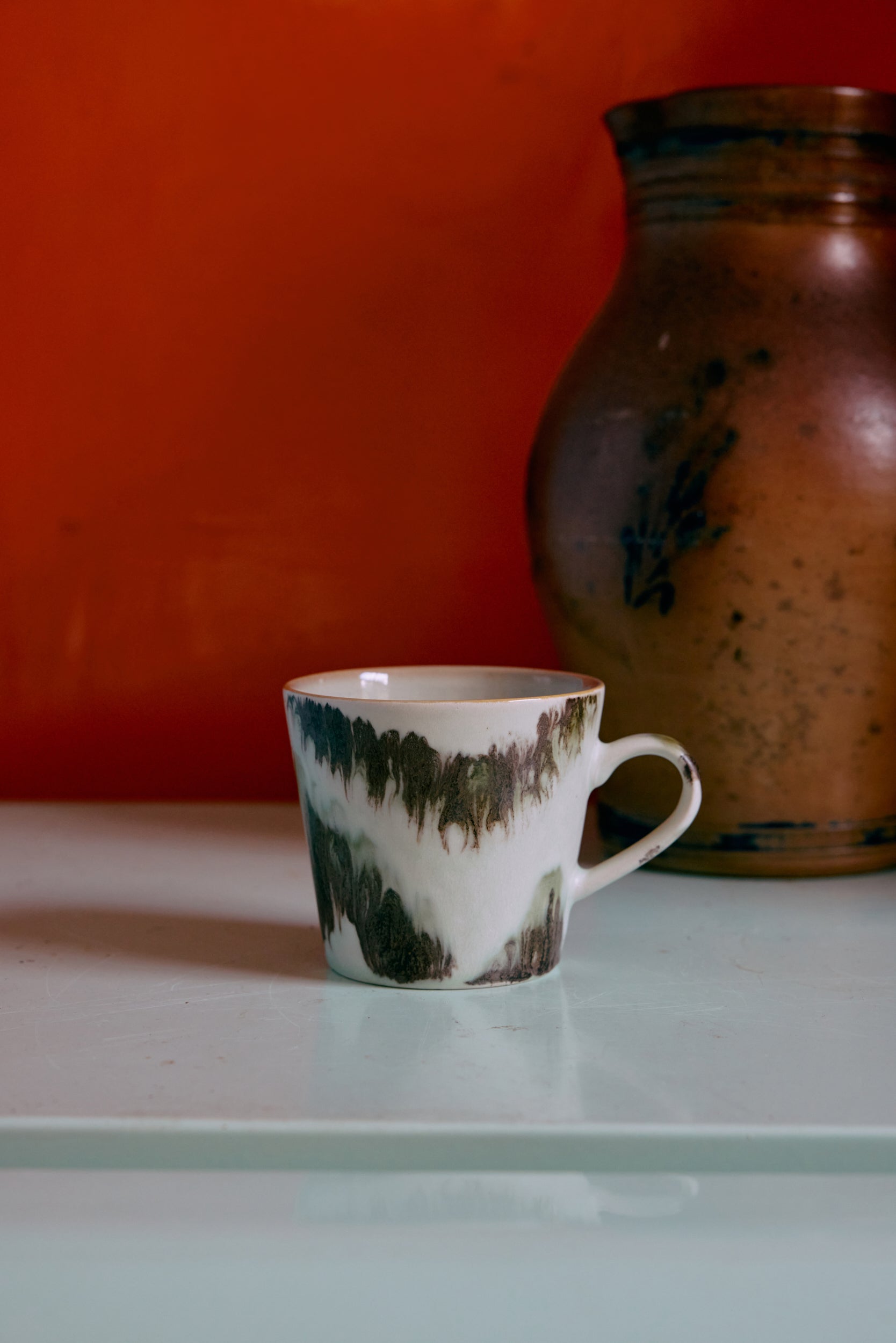 70s ceramics: cappuccino mug tide