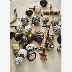 Handmade stoneware doorknob hazelnoot, groen, zwart
