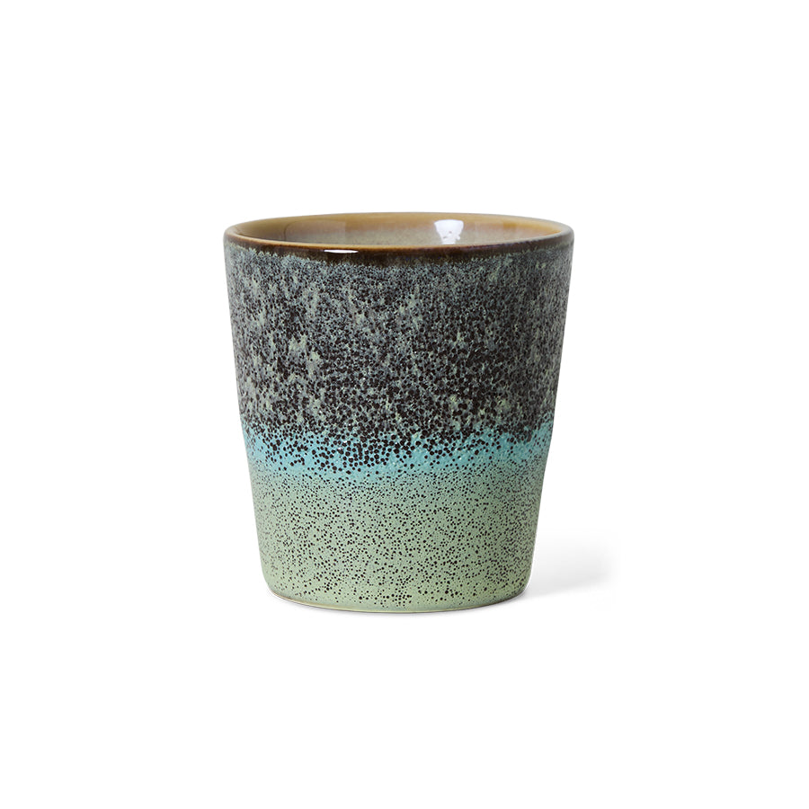 70s ceramics: coffee mug thicket