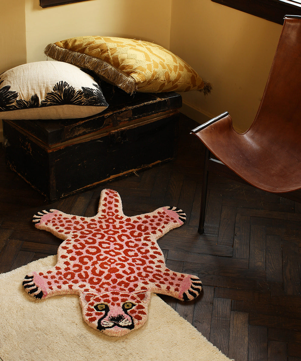 Pinky Leopard Rug Small