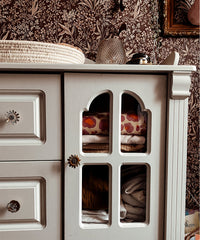 Dotty Daisy Knob