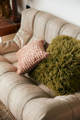 Fluffy cushion blush 65x40cm