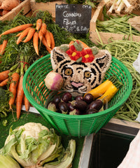 Floral White Tiger Gift Hanger