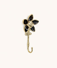 Liv Flower Hook