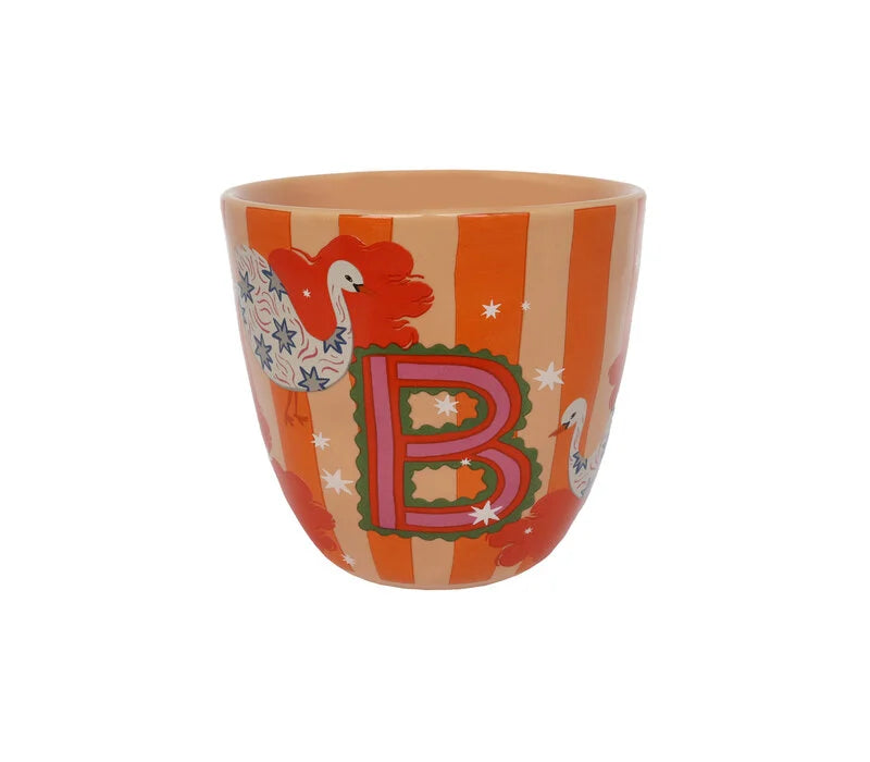 Cup Letter B